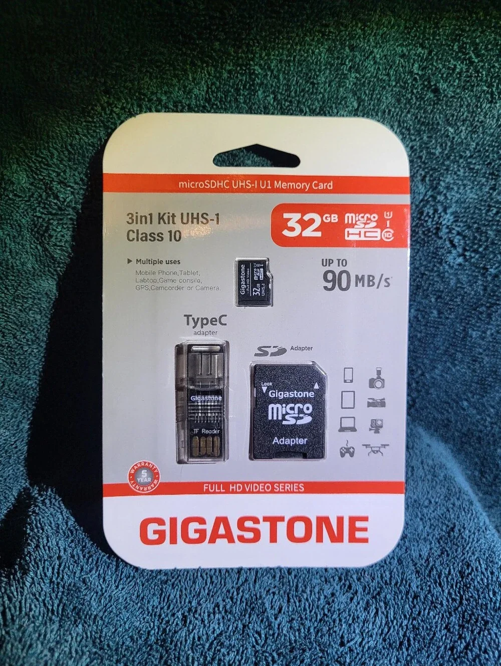 32GB microSDHC UHS-I Class 10 Memory Card Kit - Black